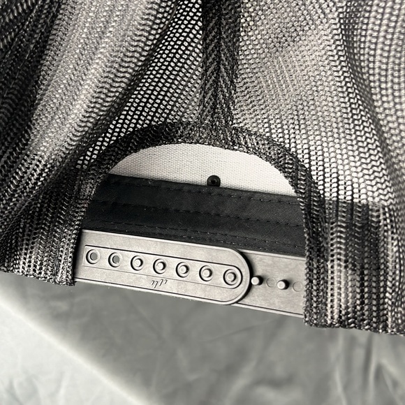 KARCH Snap Back Trucker Hat - Picture 4 of 4